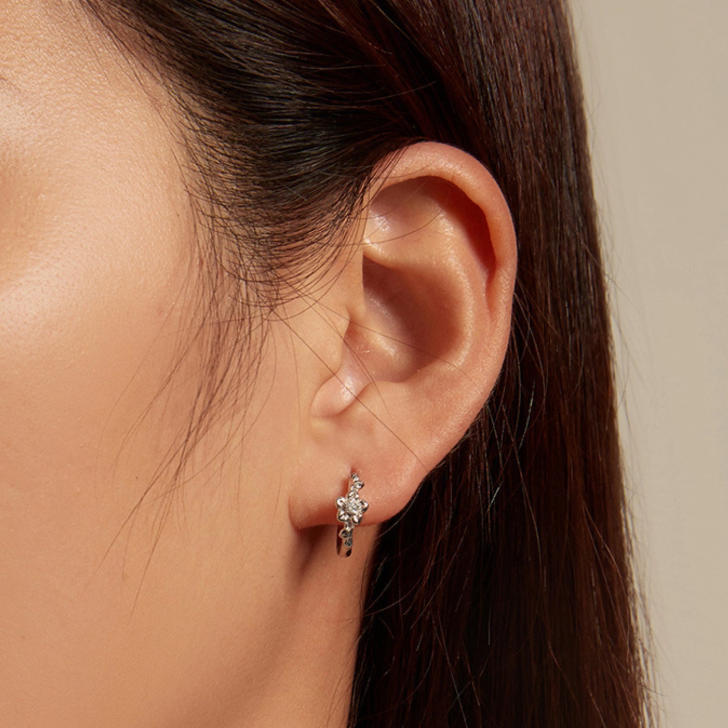 Flower and Vine Zircon Hoop Earrings - MARCOSELLE