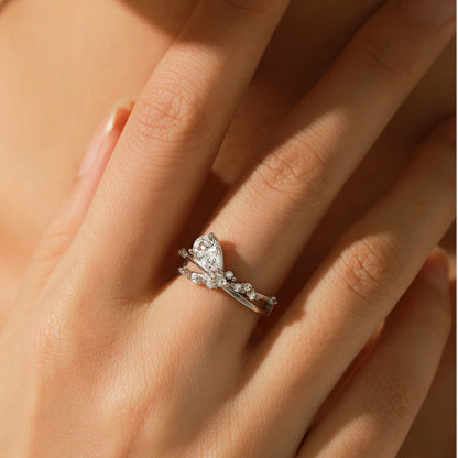 Entangled Lines Water Drop CZ Ring - MARCOSELLE