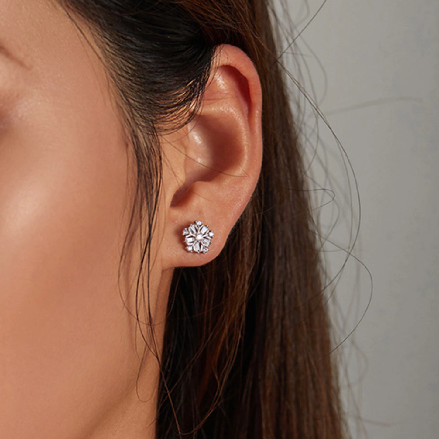 Crystal Pearl & Snowflake Stud Earrings - MARCOSELLE