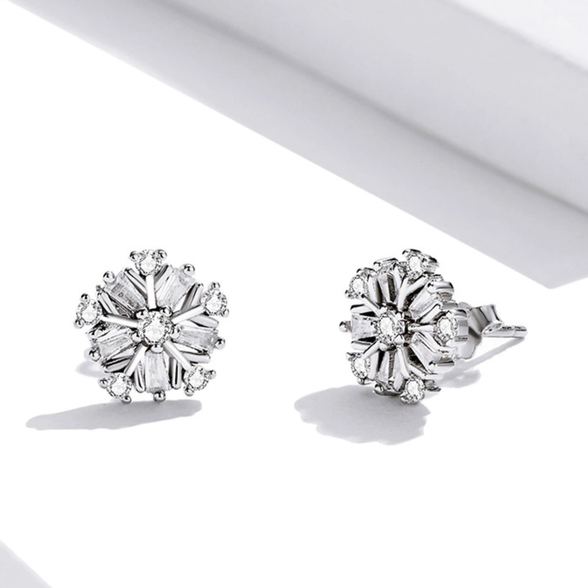 Crystal Pearl & Snowflake Stud Earrings - MARCOSELLE