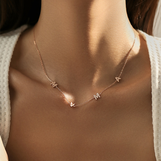 MAMA Pendant Necklace